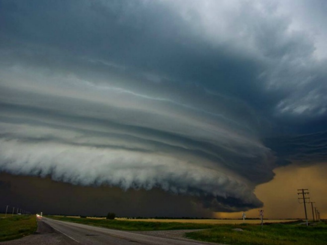 National Geographic - A shelf cloud looms over the Canadian prairies