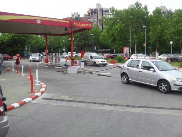 Gas station and stupid driver