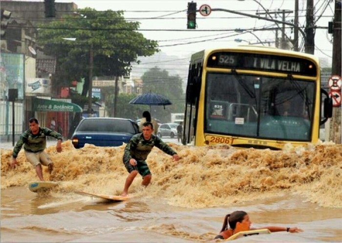 Street Surfing At Brazil